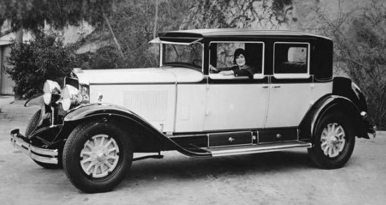 1929 cadillac town sedan1