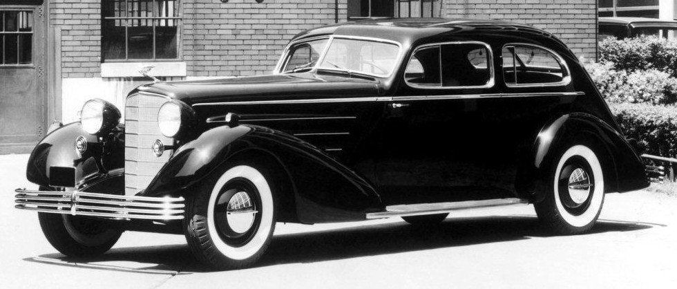 1933 cadillac fleetwood aerodynamic coupe 1