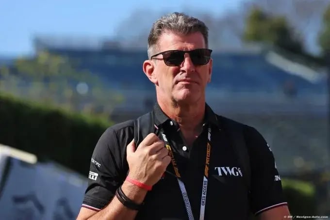 Graeme lowdon